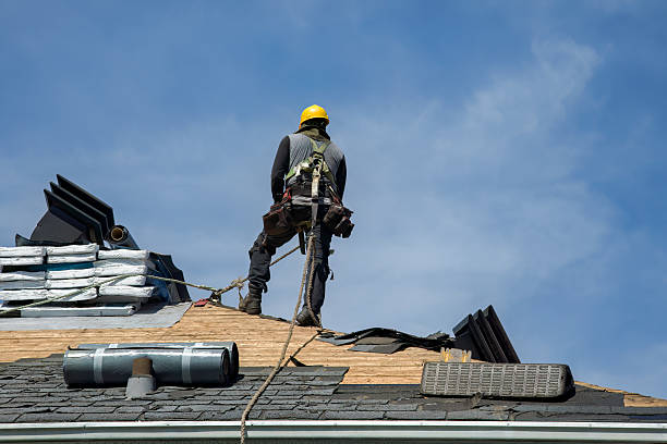 Professional Roofing technician working in Mondamin, IA